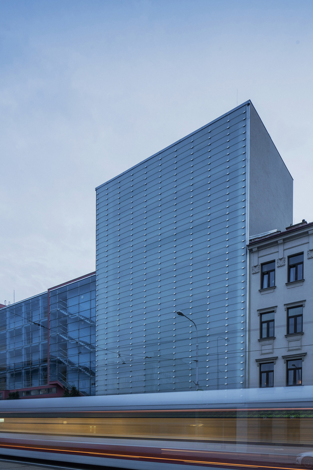 Apartment Building Vídeňská